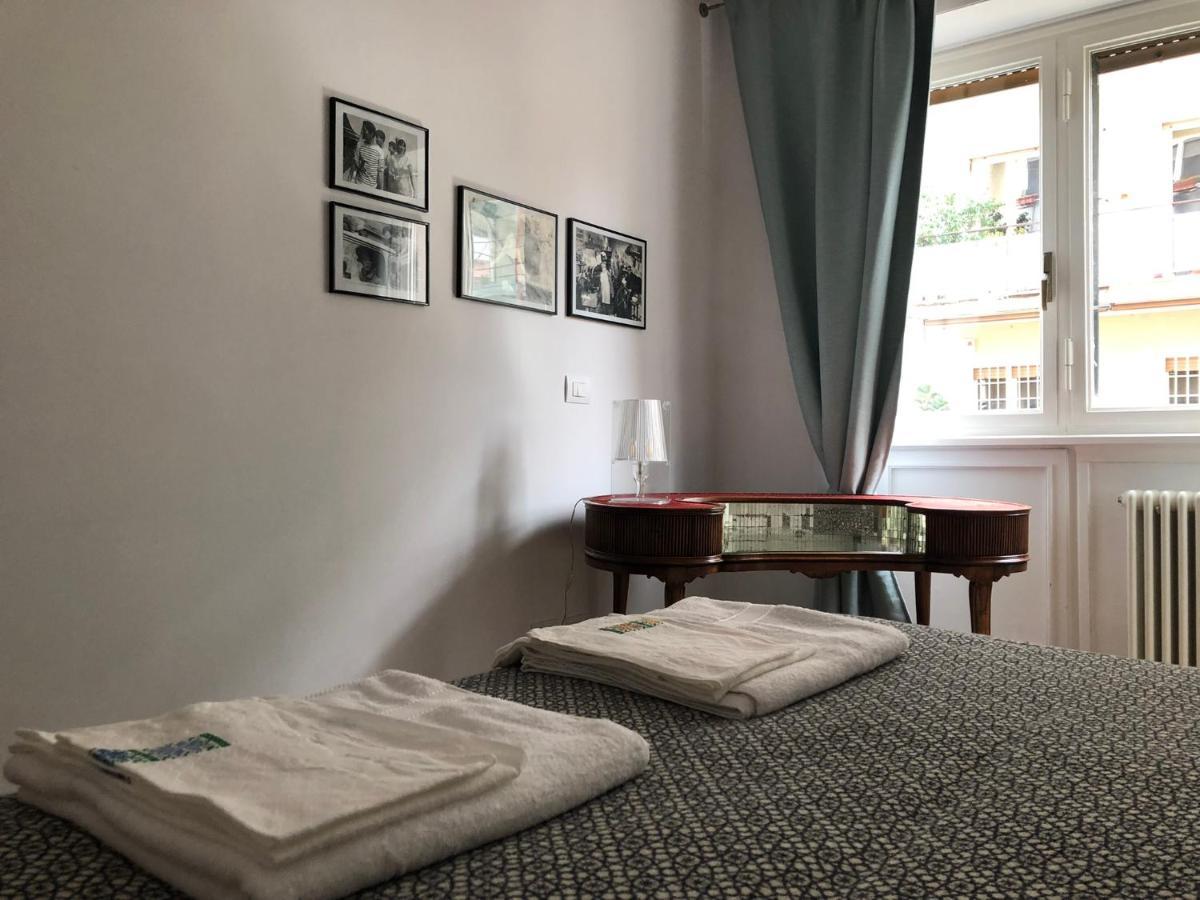 Lungotevere Bed&Bike Рим Екстериор снимка