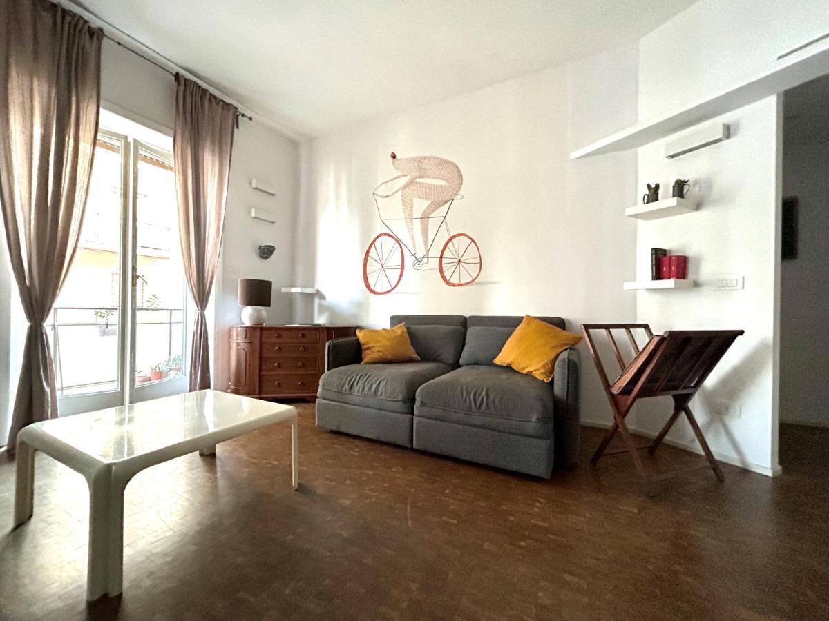Lungotevere Bed&Bike Рим Екстериор снимка